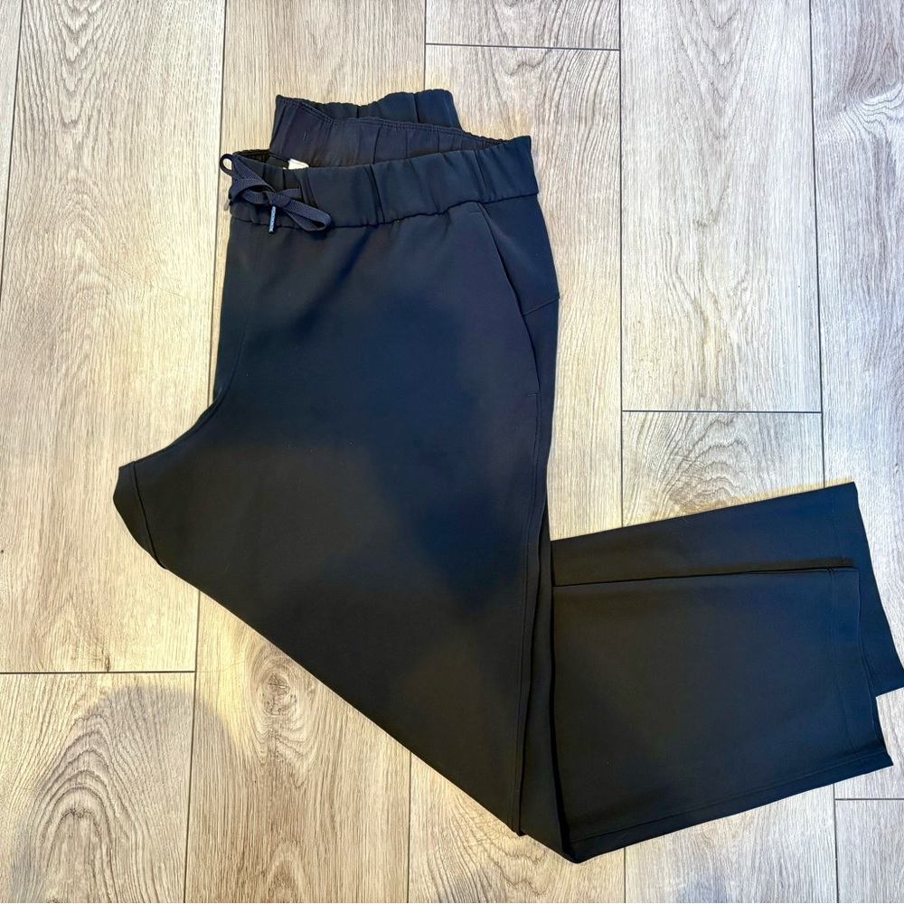 Lululemon On The Fly Pant *Woven 27" Size 12